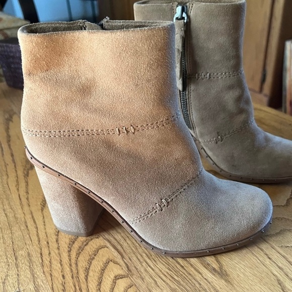 Splendid Boots Womens 7 Rita Suede Ankle Boots Studded Booties Anthropologie - Picture 6 of 7